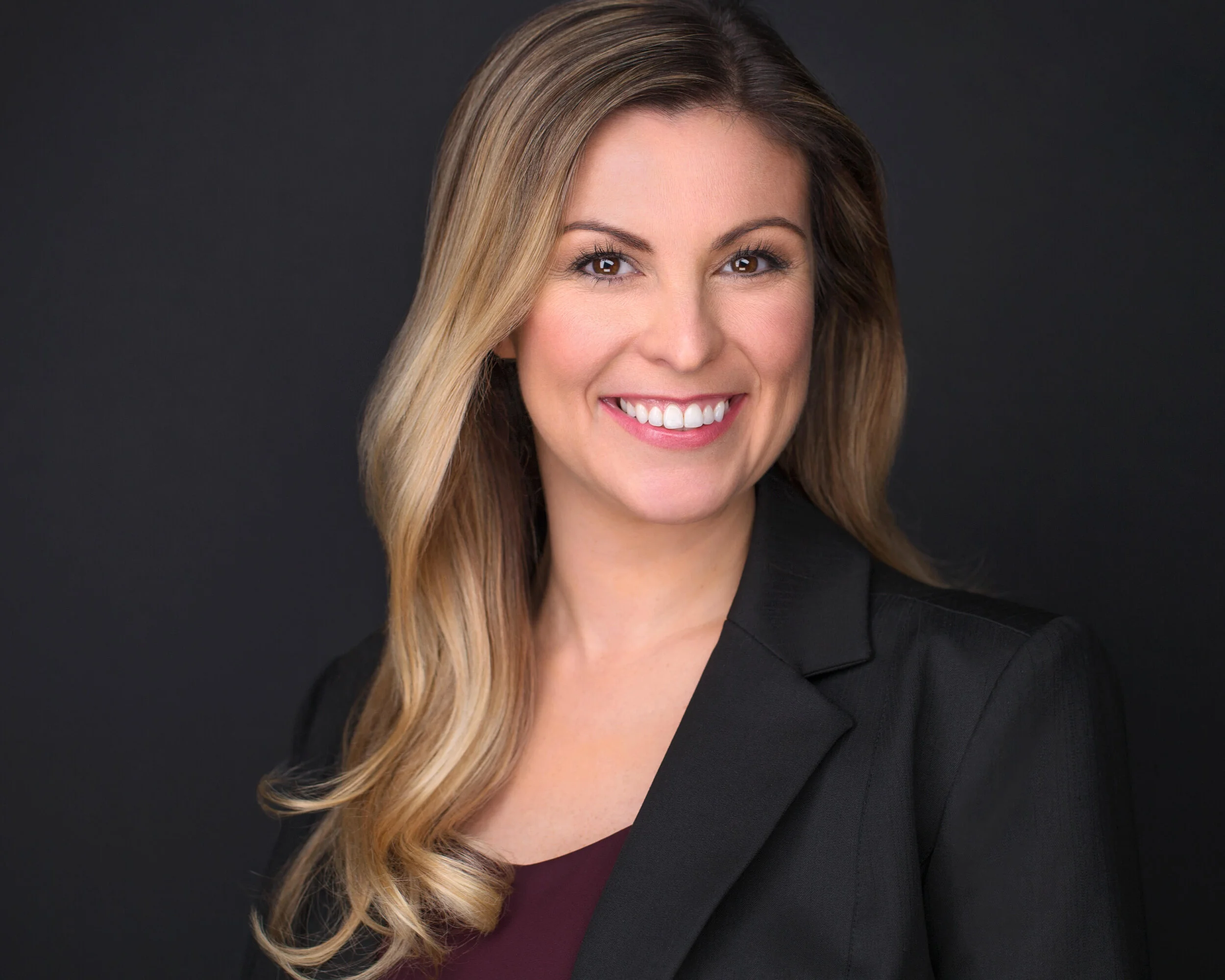 Female+Executive+Headshot-Norman+Jaillet+Photography-Lauren